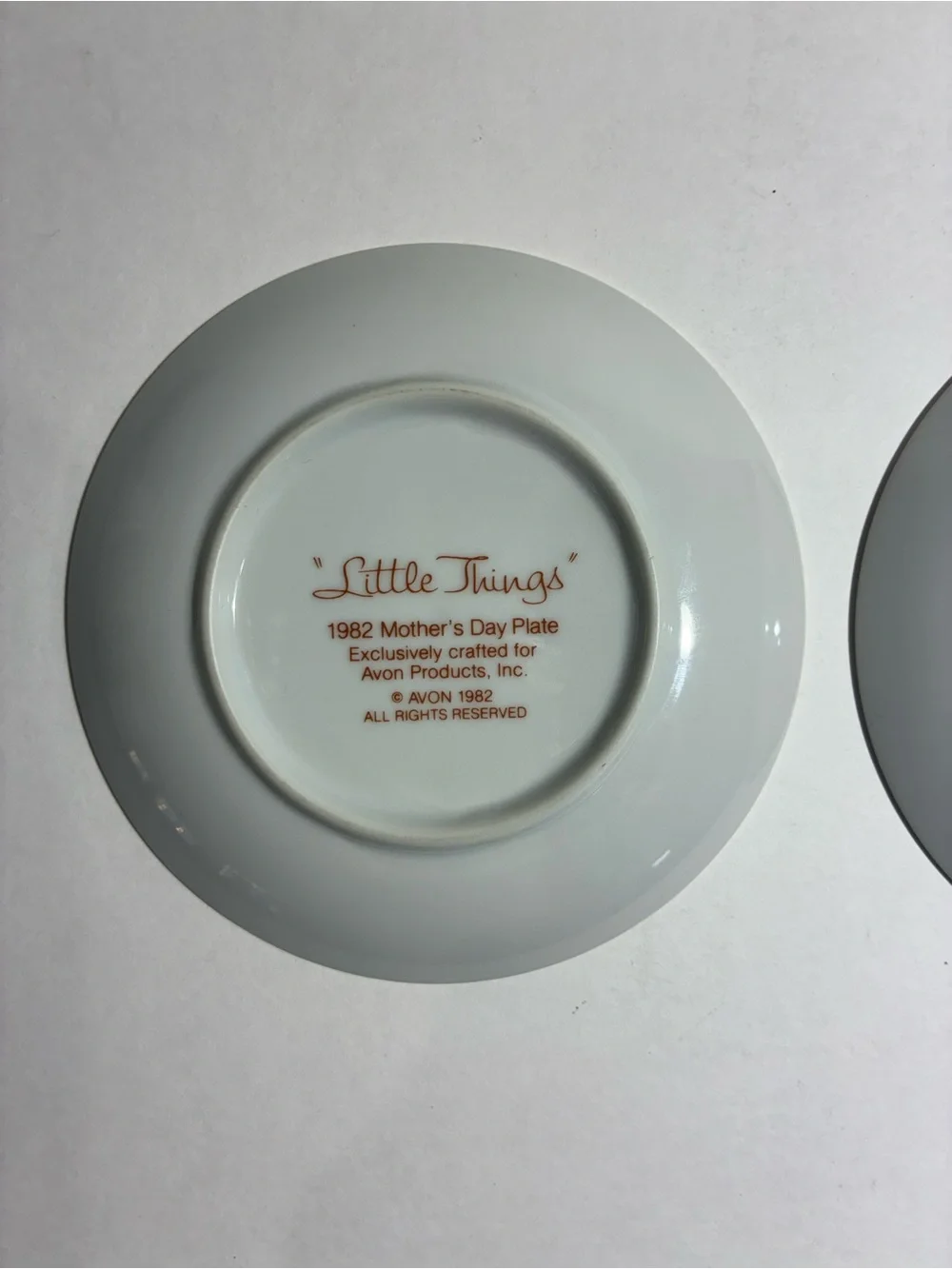 Lot of 2 Vintage Avon Mother’s Day 1982 & 1984 Decorative